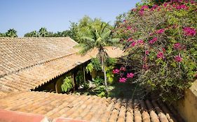 BellaSombra Suites